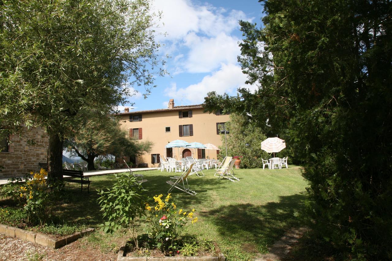 Agriturismo Villa Mozart Nel Verde Губбио Экстерьер фото