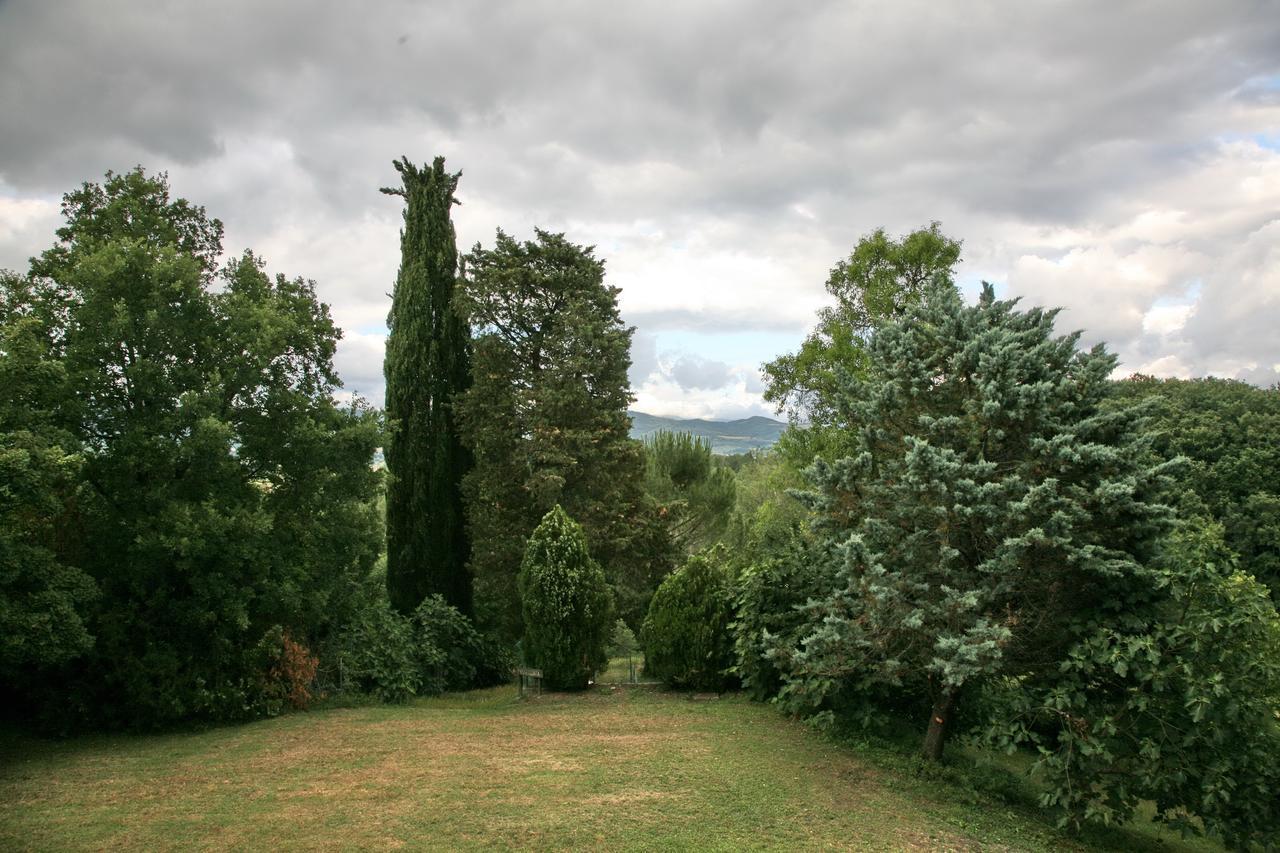 Agriturismo Villa Mozart Nel Verde Губбио Экстерьер фото