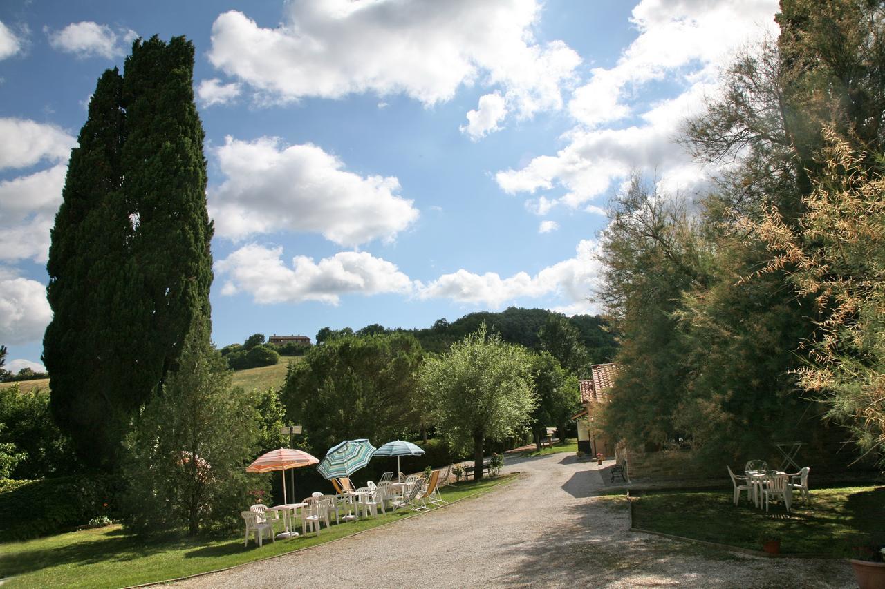 Agriturismo Villa Mozart Nel Verde Губбио Экстерьер фото