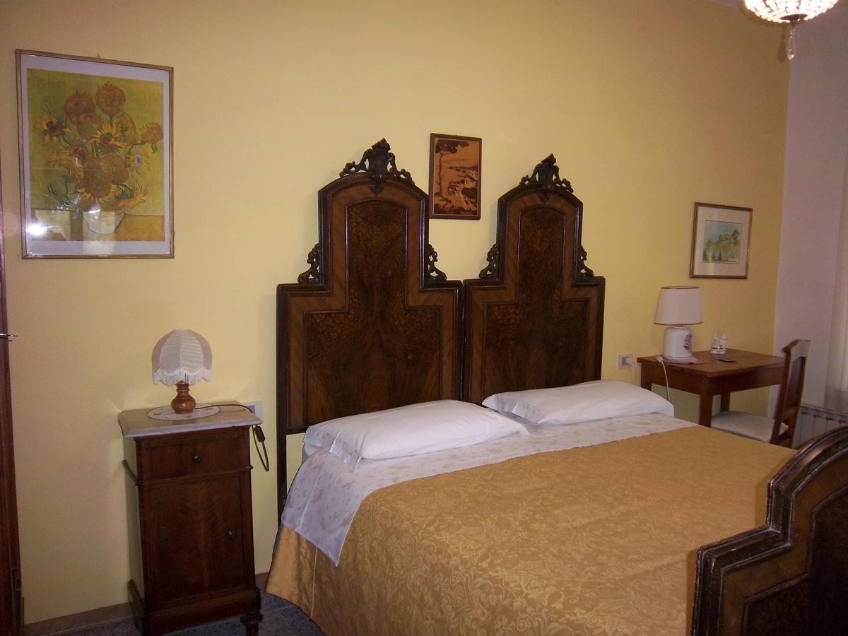 Agriturismo Villa Mozart Nel Verde Губбио Экстерьер фото
