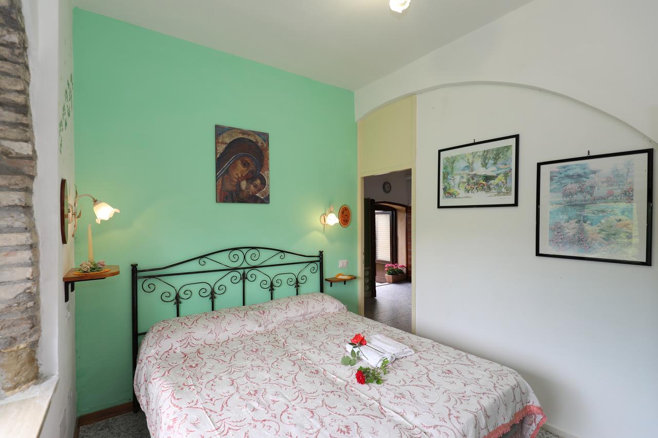Agriturismo Villa Mozart Nel Verde Губбио Экстерьер фото