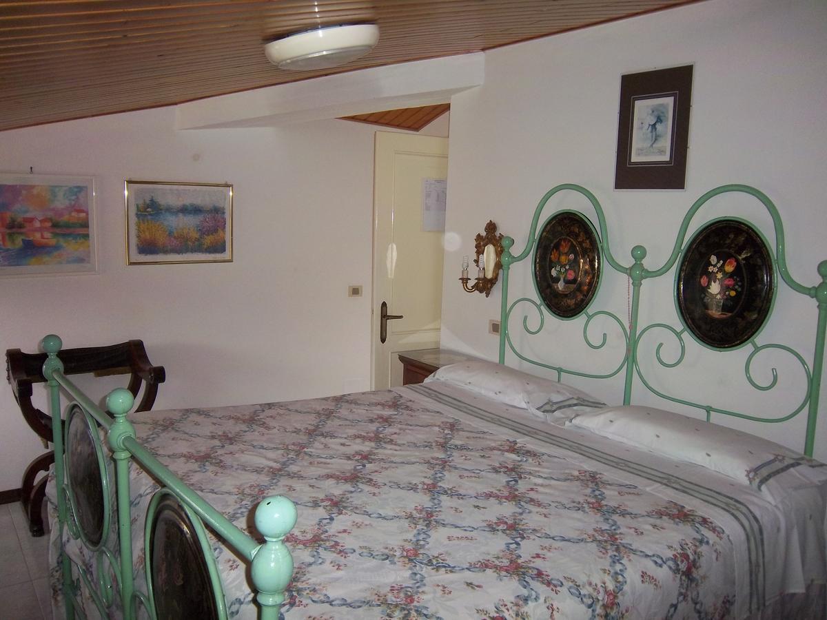 Agriturismo Villa Mozart Nel Verde Губбио Экстерьер фото