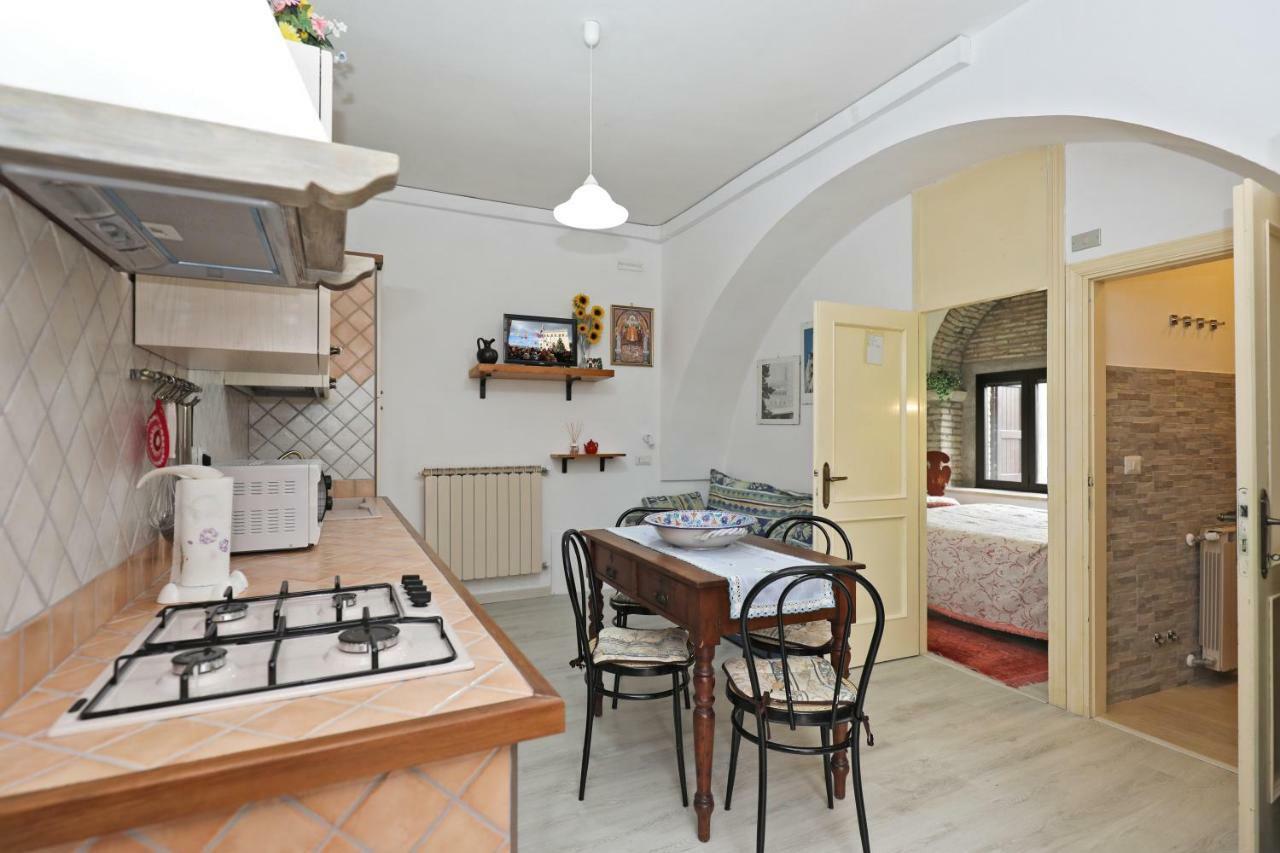 Agriturismo Villa Mozart Nel Verde Губбио Экстерьер фото