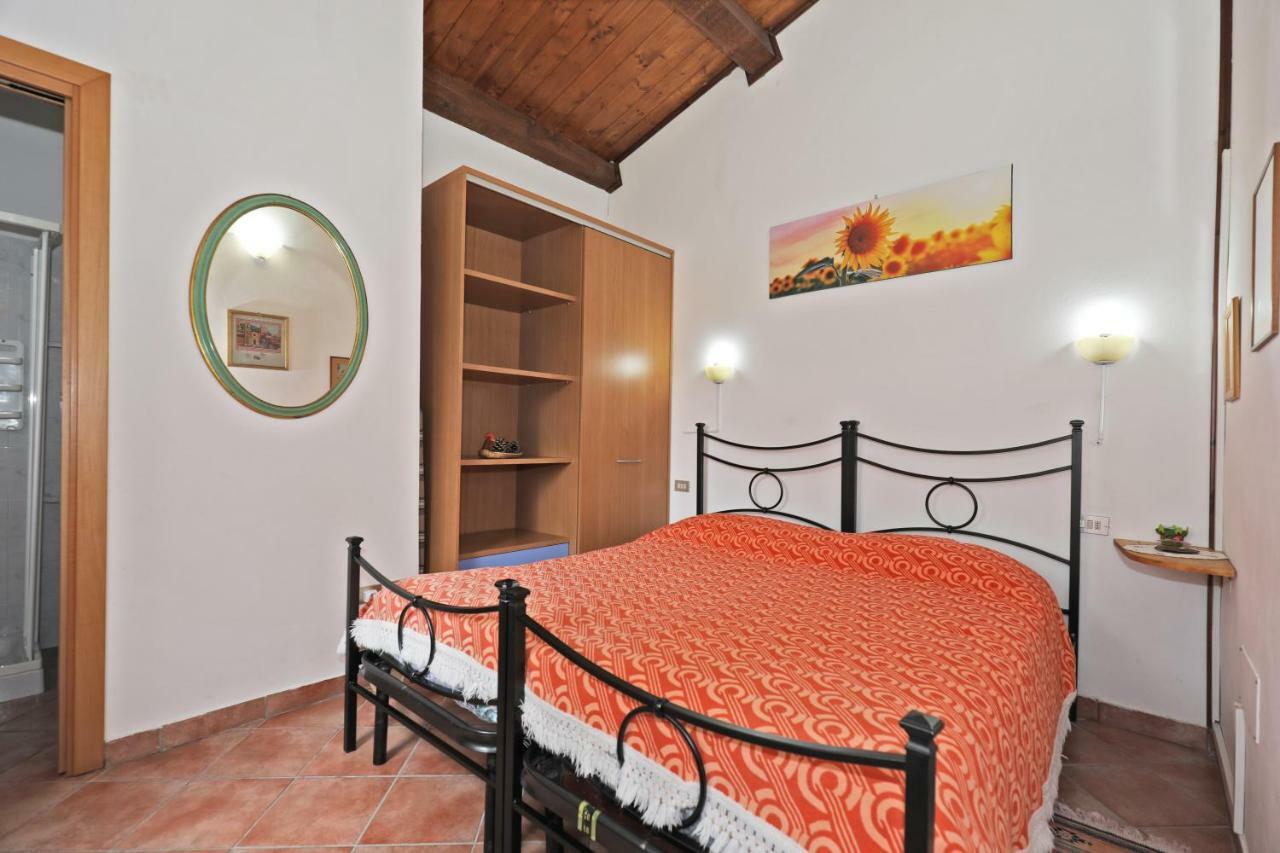 Agriturismo Villa Mozart Nel Verde Губбио Экстерьер фото